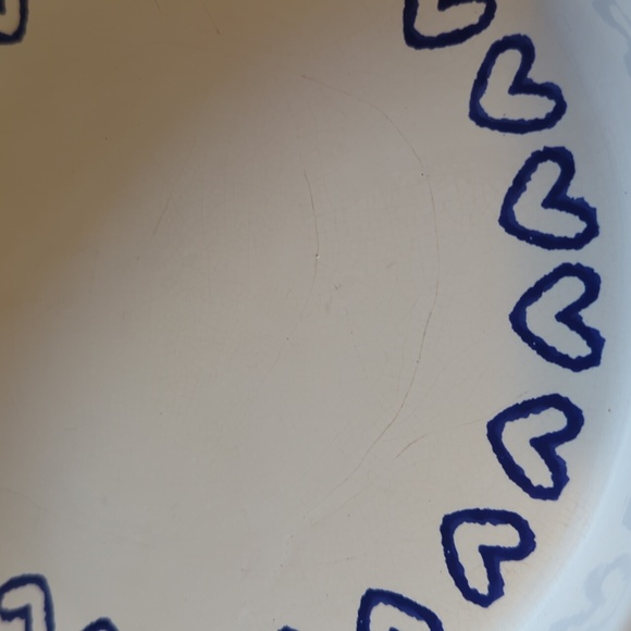 TWO BEARS POTTERY Blue White Loving Hearts Covered 12" Pie Dish Baker Pan - Picture 4 of 4